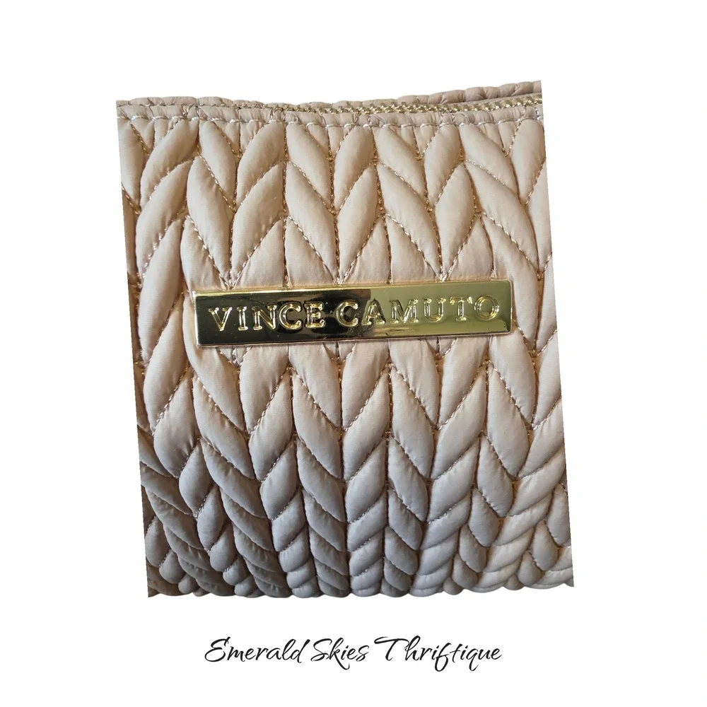 Vince Camuto vince camuto